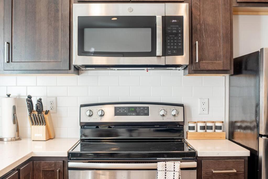 Walkable Apt Next To Restaurants, Bars, And Shops! Portland Esterno foto